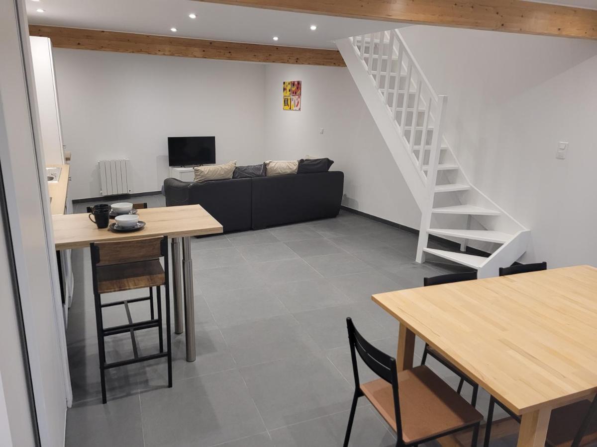 Saint-Sandoux Les Maisons Bareyre - Grandes Maisons Avec Terrasse מראה חיצוני תמונה