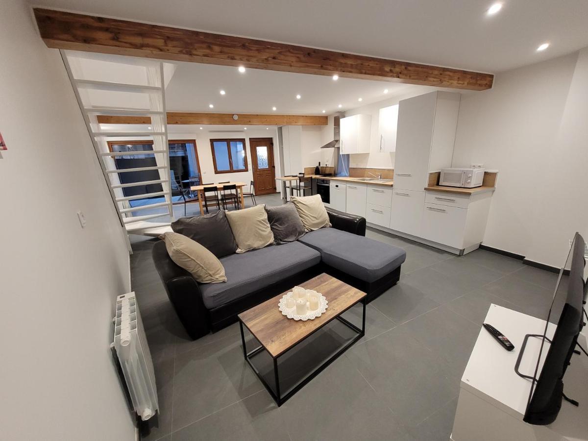 Saint-Sandoux Les Maisons Bareyre - Grandes Maisons Avec Terrasse מראה חיצוני תמונה
