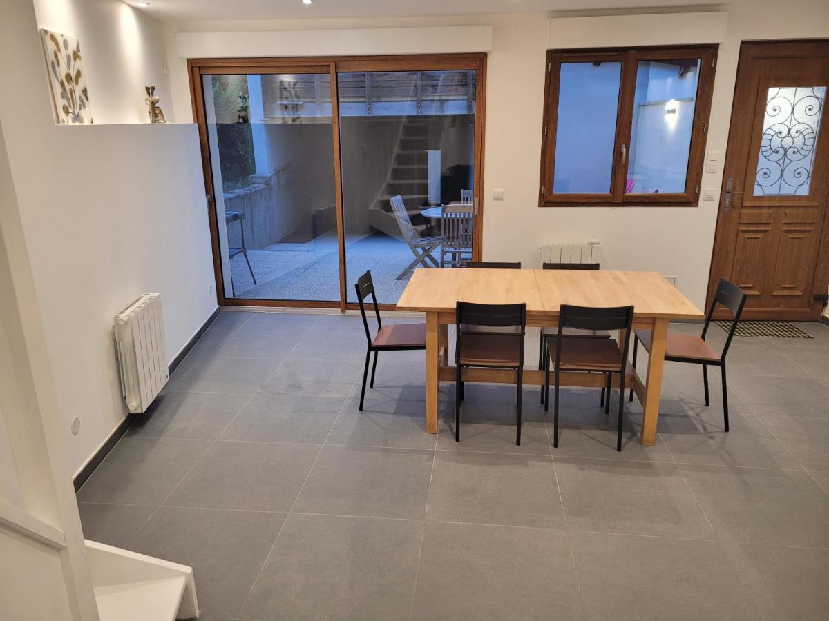 Saint-Sandoux Les Maisons Bareyre - Grandes Maisons Avec Terrasse מראה חיצוני תמונה
