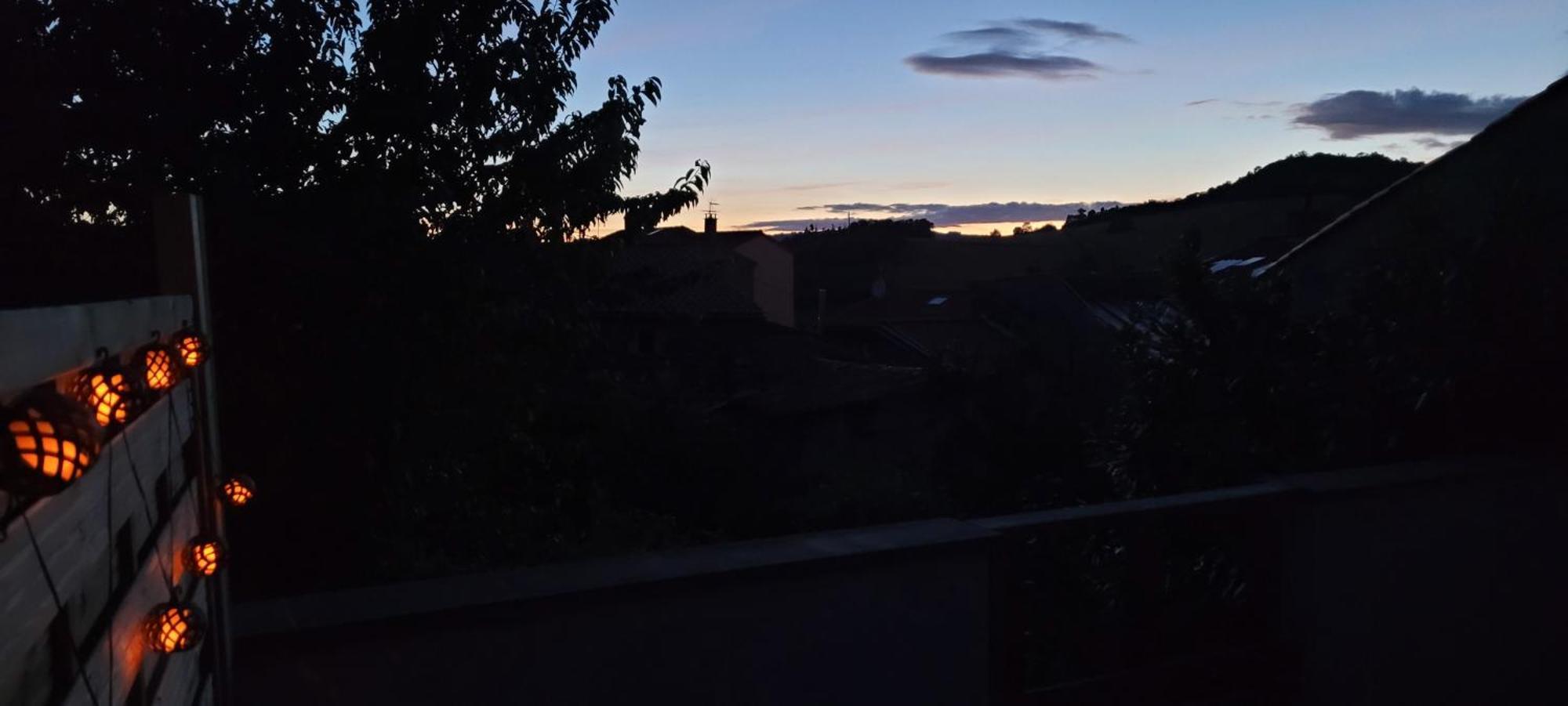 Saint-Sandoux Les Maisons Bareyre - Grandes Maisons Avec Terrasse מראה חיצוני תמונה